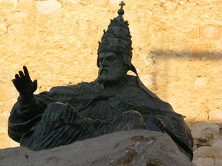 Statut en bronze de l'antipape Benoit XIII, Peniscola, Espagne