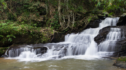 Fototapeta na wymiar Pratu Muang Waterfall in Doi Inthanon, Thailand
