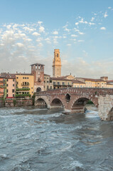 Obraz premium Italy, Verona. Ponte Pietra (Roman Bridge)