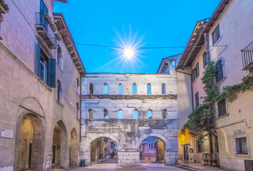 Fototapeta na wymiar Italy, Verona. Porta Borsari, the main gate for Verona during the Roman Era