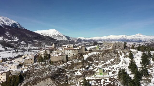 Rovere, a delightful village in Abruzzo covered with snow
Mountain village near Rocca di Mezzo. Aerial shot with drone
