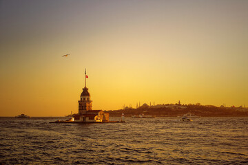 Fototapeta na wymiar Maiden Tower, Istanbul