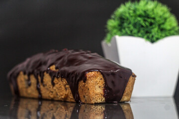  Photo book for pastries with a delicious marbled pudding with its chocolate glaze .
