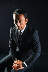 ビジネスマン　中年男性　管理職　人物　男性　上司