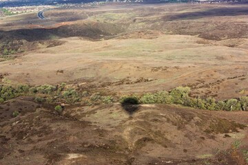 Silhouette of hot air balloon reflected on ground at Temecula in California. bottom view - 熱気球 影 カリフォルニア