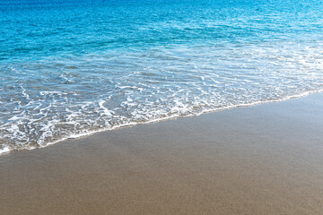 穏やかな海　波打ち際
