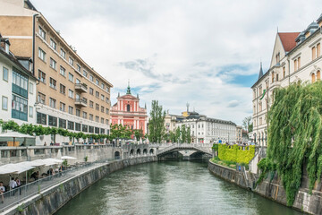 Fototapeta na wymiar Slovenia, Ljubljana, Ljubljana Rive and Old Town