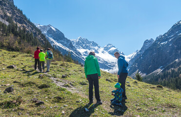 Raus in die fr&uuml;hlingshafte Natur des Allg&auml;us