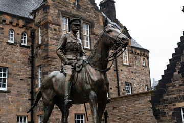 Earl Haig statue