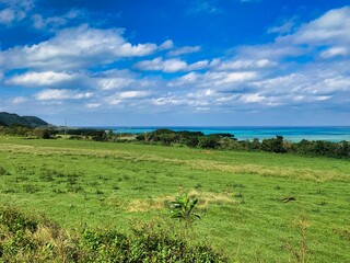 Fototapeta premium 沖縄の離島の美しい海と風景