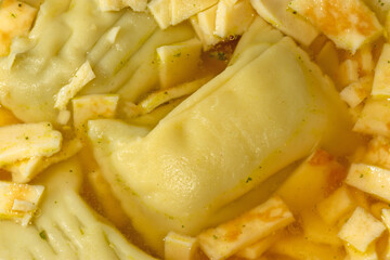 Pfannkuchen und Flädlesuppe