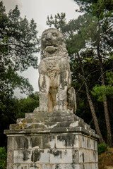 Fototapeta na wymiar statue of a Lion