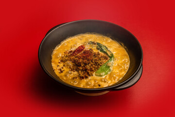 たんたん麺　(Tantan noodles) is a very spicy noodle 