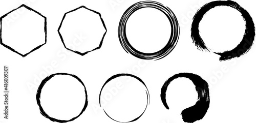 墨で描いた丸 六角形のフレーム素材 Wall Mural Wallpaper Murals Foolchico