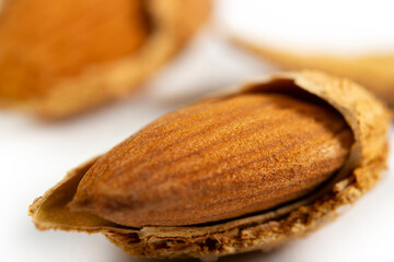 roasted, shelled and salted almonds