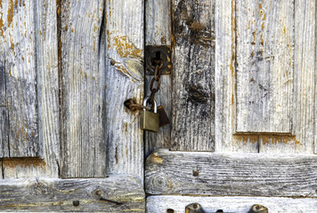 Door lock and chain