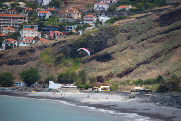 Fototapeta na wymiar beach paragliding landing