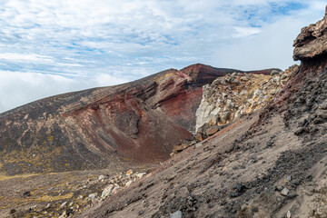 Cratère volcanique du parc de Tongariro, Nouvelle Zélande