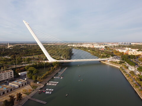 Puente alamilla - Sevilla España © Leonardo