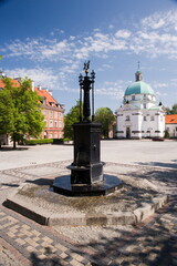 New Town Square (Rynek Nowego Miasto) and the Church of the Nuns of the Holy Sacrament, The New Town (Nowe Miasto), Warsaw, Poland, Europe