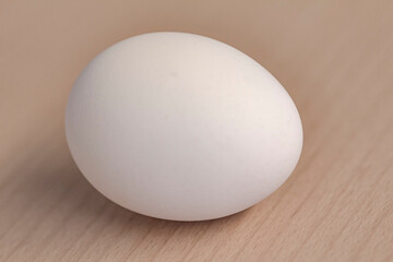 卵。テーブルの上のたまご。