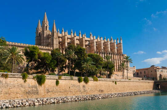 Cathedral of Santa Maria of Palma (La Seu), Palma de Mallorca, Majorca, Balearic Islands, Spain, Mediterranean, Europe