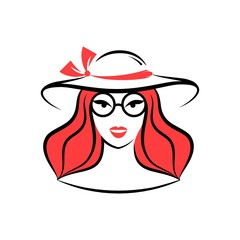 woman with hat and glasses