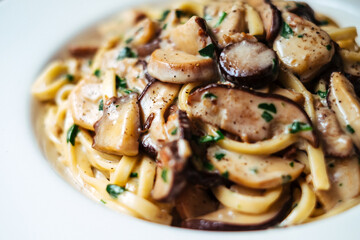 Pasta ai funghi (porcini and bay bolete)
