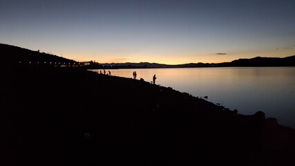 Obraz premium Sunset over the lake