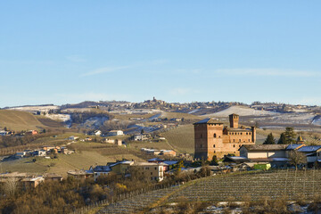 Landscape of the Langhe hills, UNESCO World Heritage Site since 2014, with the medieval Castle of Grinzane Cavour, in the mid-19th century the residence of the Count of Cavour, Cuneo, Piedmont, Italy