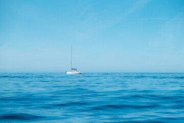 Fototapeta premium sailboat in the sea