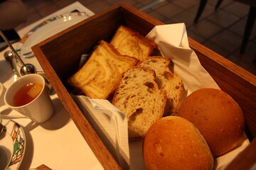 Assorted of pastry- pain, raison and chocolate bread - パン チョコレートパン...