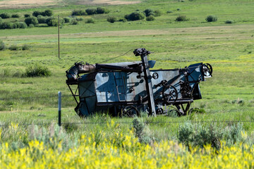 Obraz premium Old and abandoned farm machinery in rural Utah