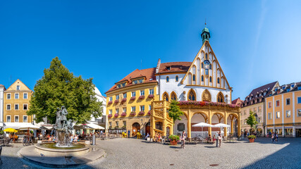 Fototapeta na wymiar Rathaus, Marktplatz, Amberg in der Oberpfalz, Bayern, Deutschland 