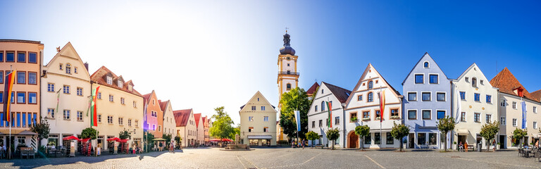 Fototapeta na wymiar Kirche, Oberer Markt, Weiden in der Oberpfalz, Bayern, Deutschland 
