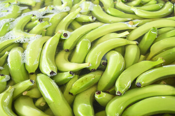 Banana cleaning process in farms for export