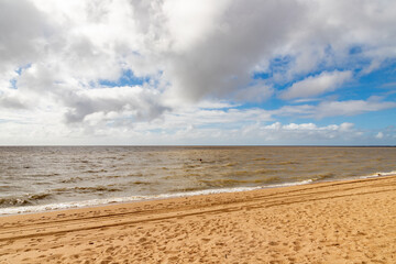 Fototapeta na wymiar Beach in Lagoa do Patos lake