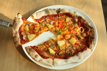 Crispy Thin Crust Pizza