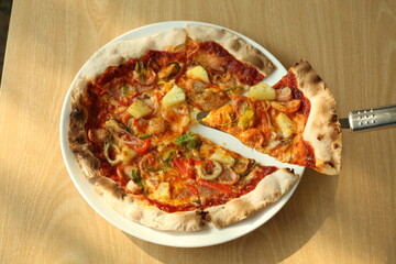 Crispy Thin Crust Pizza