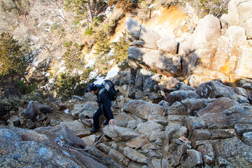 御在所岳登山　中登山道のキレット