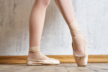 Legs ballerina pointe shoes exercise silhouette performance