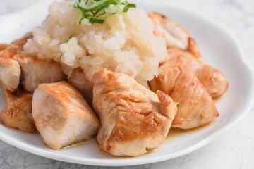 鶏肉の大根おろし