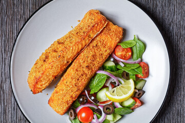Panko crusted baked salmon fillets, veggies salad