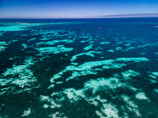 Fototapeta na wymiar Sailing along the Western Australian coastline in Perth.