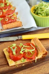 Tomato tart with mung bean sprouts
