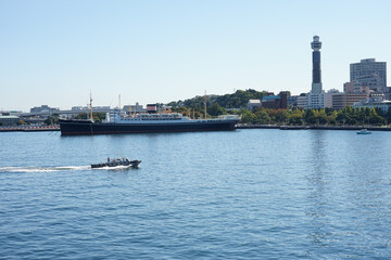 Fototapeta na wymiar 横浜港のパイロットボート
