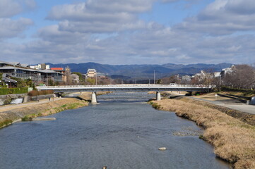 Fototapeta na wymiar 京都　鴨川　丸太町橋 
