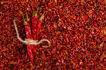 Dry red pepper.