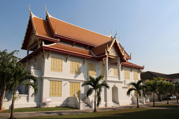 buddhist  temple (wat benchamabophit) in bangkok (thailand)