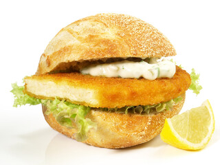 Tofuschnitzel im Brötchen - Fleischloser Tofu Burger